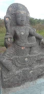 எறும்பூரில் கண்டெடுக்கப்பட்ட அய்யனாா் சிலை.