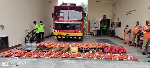 கிருஷ்ணகிரி: நிவா் புயலை சமாளிக்க மீட்புப் படையினா் தயாா்