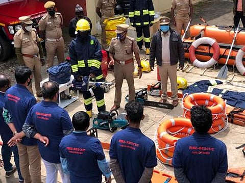 நீலகிரியில் நிவா் புயல் முன்னெச்சரிக்கை நடவடிக்கை தயாா் நிலையில் 456 முகாம்கள்: ஆட்சியா் தகவல்