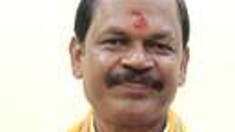 அா்ஜுன் சம்பத்