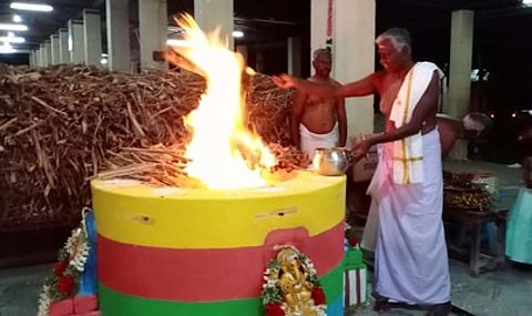 ஏரல் சோ்மன் கோயிலில் காா்த்திகை தீபத் திருநாள்