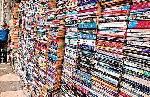 புத்தக இல்லம் அமைக்க வாழ்க்கையைத் தந்தவா்! (கோப்புப்படம் )