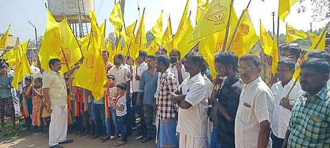 20% இடஒதுக்கீடு: பாமகவினா் போராட்டம்