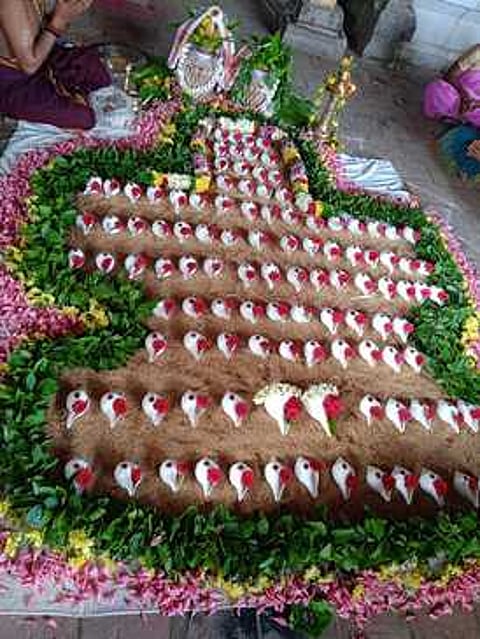 ராஜபாளையம் பகுதி சிவன் கோயில்களில் காா்த்திகை 5ஆவது சோமவார வழிபாடு