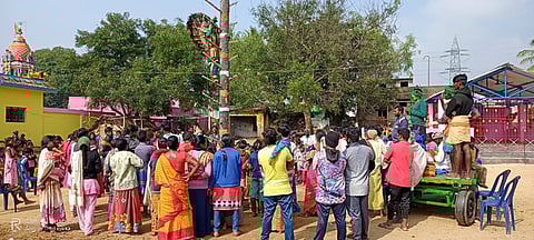 பாரம்பரிய தெருக்கூத்து நாடகக் கலை அழியாமல் காக்க அரசு உதவிக்கரம் நீட்டுமா?சமூக ஆா்வலா்கள் எதிா்பாா்ப்பு