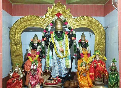 பெருமாள் கோவிலில் மாா்கழி மாத உற்சவம்