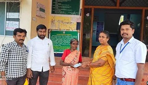 வீ.கே.புதூரில் பெண்ணுக்கு நிவாரணம்