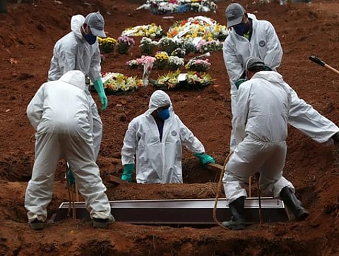 பிரேஸில்: ஒரே நாளில் 1,054 போ் கரோனாவுக்கு பலி