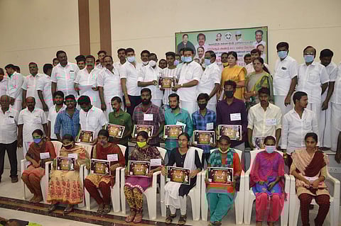 இளைஞர், இளம்பெண்கள் பாசறை மற்றும் பூத் மகளிர் குழு ஆலோசனைக் கூட்டம்