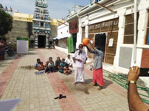 உள்ளிருப்புப் போராட்டத்தின்போது தீக்குளிக்க முயற்சித்தவர்.