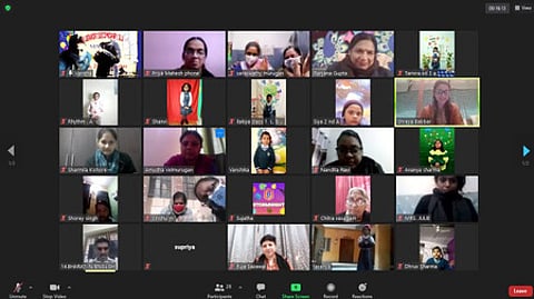 இணையதள வழி போட்டிகளில் பங்கேற்ற டிடிஇஏ பள்ளிகளின் மாணவ, மாணவிகள்.