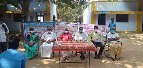 உலக எயிட்ஸ் தினத்தை முன்னிட்டு விழிப்புணா்வு உறுதிமொழி ஏற்பு