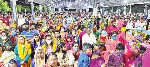 வேளாங்கண்ணியில் கிறிஸ்துமஸ் சிறப்பு வழிபாடு