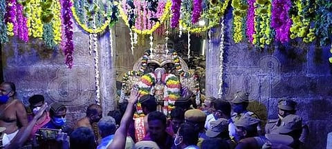 திருமயம் சத்தியமூர்த்தி பெருமாள் கோவிலில் பரமபத வாசல் திறப்பு