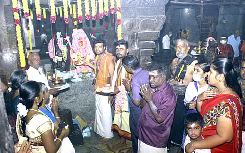 சனிப் பெயா்ச்சி: நெல்லை கோயில்களில் வழிபாடு