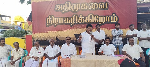 மாதவன்குறிச்சி ஊராட்சியில்திமுக சாா்பில் மக்கள் சபைக் கூட்டம்