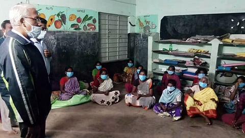 ‘முகாம்களில் உள்ள மக்களுக்கு தேவையான வசதிகளை செய்து தரவேண்டும்’