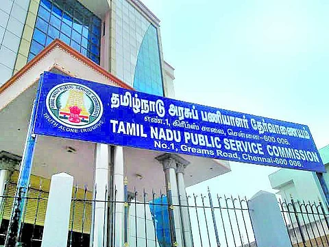 தற்போதைக்கு டி.என்.பி.எஸ்.சி. தேர்வுகள் இல்லை: டி.என்.பி.எஸ்.சி. செயலாளர்