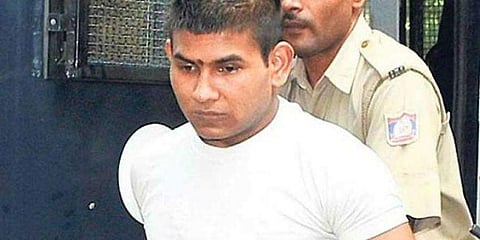 தூக்கு தண்டனையை ஒத்திவைக்க நிர்பயா குற்றவாளி செய்த காரியம்