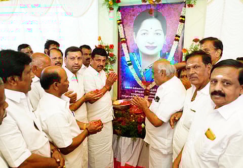 வடவள்ளி பகுதி அதிமுக சாா்பில் ஜெயலலிதா பிறந்த நாள் விழா