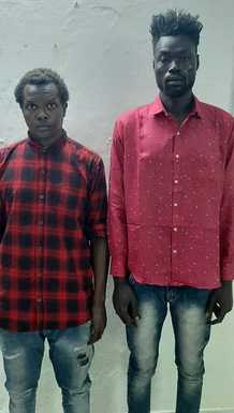 போலீஸாரால் கைது செய்யப்பட்ட அகஸ்டின் கிராஸ் பிரான்சிஸ், எலியா அமின்.