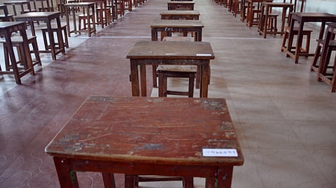 10, 12-ஆம் வகுப்புகளில் 65 லட்சம் மாணவா்கள் தோல்வி!