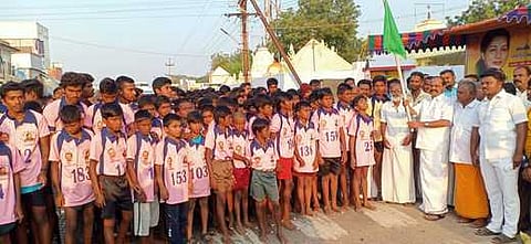 கயத்தாறில் ஜெயலலிதா பிறந்த தின மாரத்தான் போட்டி