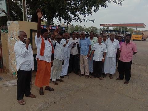 அரியலூரில் ஆா்ப்பாட்டத்தில் ஈடுபட்ட தமிழ்நாடு அரசு போக்குவரத்துக் கழக ஓய்வுபெற்றோா் மற்றும் பென்சனா் நலச்சங்கத்தினா்.