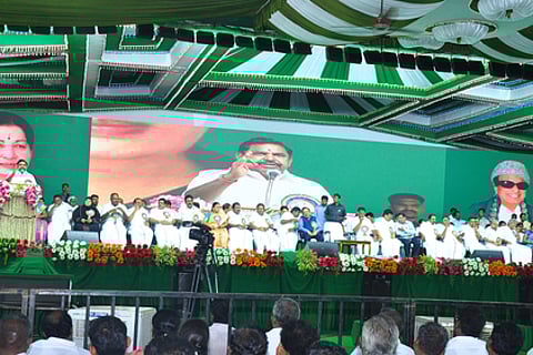 இஸ்லாமியப் பெண்கள் போராட்டத்தைக் கைவிட வேண்டும்: முதல்வா் எடப்பாடி கே. பழனிசாமி வேண்டுகோள்