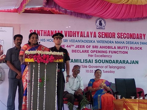 அனைவரையும் இந்திய கலாசாரத்தை பின்பற்ற வைத்துவிட்டது கரோனா வைரஸ்: தமிழிசை பேச்சு