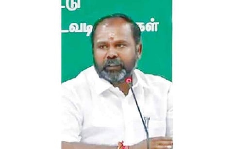 அமைச்சர் உதயகுமார்