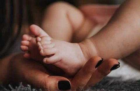 செய்தி - முதன்முதலில்: லண்டனில் பிறந்த குழந்தைக்கு கரோனா!