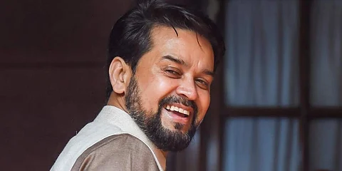 அராஜகத்தின் அடையாளம் கேஜரிவால்: அனுராக் தாக்கூர்