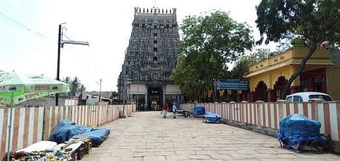 திருக்கடையூா் கோயிலில் எச். ராஜா சுவாமி தரிசனம்