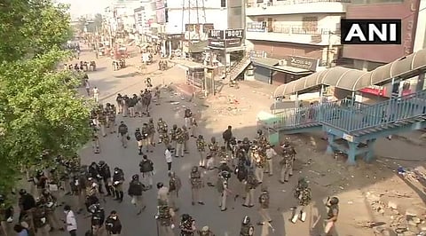 தில்லி ஷாகீன்பாக்கில் இருந்து போராட்டக்காரர்கள் அகற்றம்