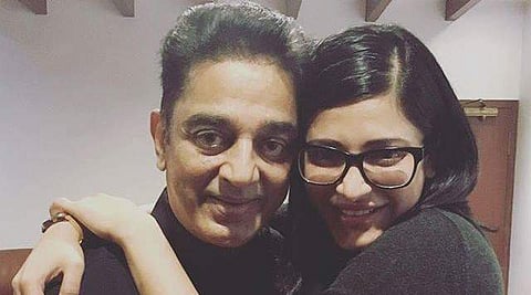 கரோனா அச்சுறுத்தல் காரணமாக தனித்தனி வீடுகளில் தனிமைப்படுத்தப்பட்டிருக்கும் கமல் குடும்பம்