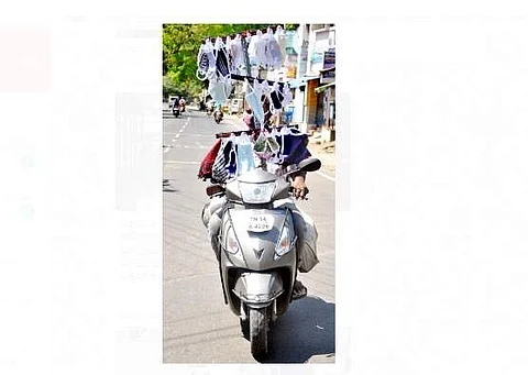 நடமாடும் முகக்கவச அங்காடி