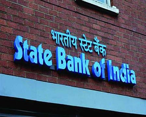 SBI வங்கி பணிக்கு விண்ணப்பித்துவிட்டீர்களா? - விண்ணப்பிக்க இன்றே கடைசி