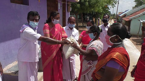 கரோனாவை விட தினம் தினம் மக்களை வறுமை கொன்று வருகிறது: எம்.பி ஜோதிமணி