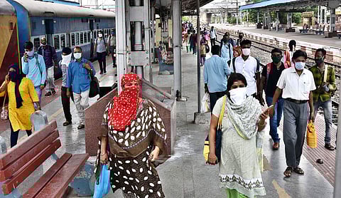 தமிழகத்தில் புதிதாக 1,438 பேருக்கு கரோனா தொற்று; மேலும் 12 பேர் பலி