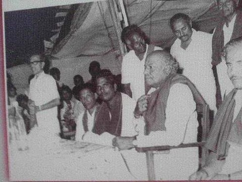 மேடையில் நாராயணசாமி நாயுடு