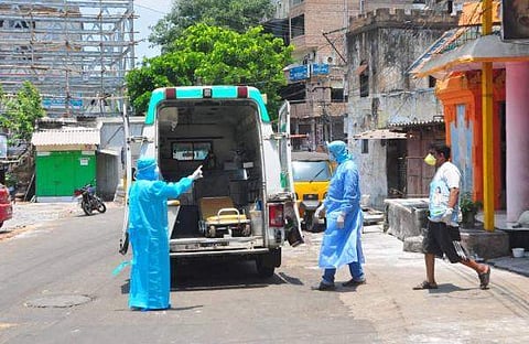 இந்தியாவில் கடந்த 24 மணி நேரத்தில் 83 பேர் உயிரிழப்பு: மத்திய சுகாதாரத் துறை