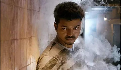துப்பாக்கி 2 படம் பற்றி சூசகமாக எதுவும் தெரிவிக்கவில்லை: சந்தோஷ் சிவன் மறுப்பு