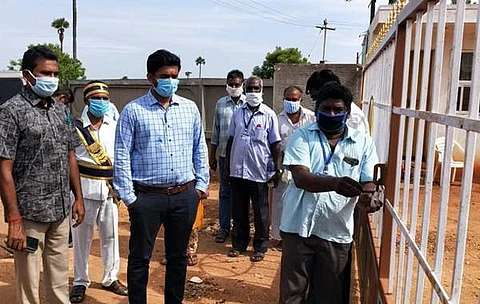 திருச்செங்கோடு அருகே தனியார் பள்ளிக்கு சீல்
