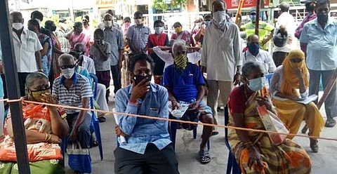 காத்திருக்க வேண்டிய நிலையைத் தவிர்க்க அரசு நடவடிக்கை தேவை: மூத்த குடிமக்கள் கோரிக்கை