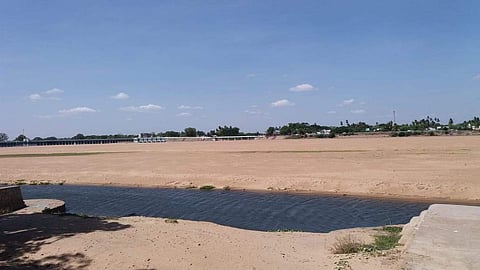 தண்ணீர் வராததால் தாமதமாகும் கல்லணை திறப்பு