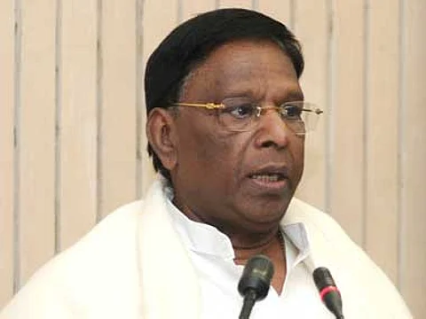 ஆளுநர் கிரண் பேடியால் 4 ஆண்டுகளாக வேதனை தான்: புதுவை முதல்வர் குற்றச்சாட்டு