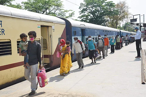 புலம்பெயர் தொழிலாளர்கள்