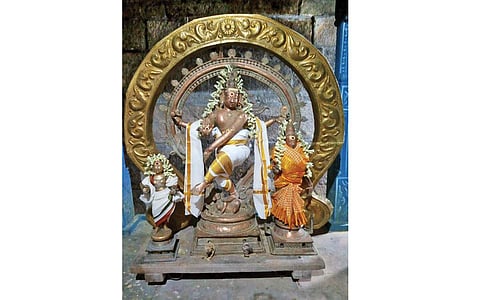 மூங்கிற்காட்டு முக்கண்ணன்