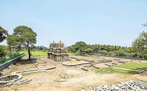 வரலாற்றுச் சுவடுகளின் சின்னம் கொடும்பாளூர்!